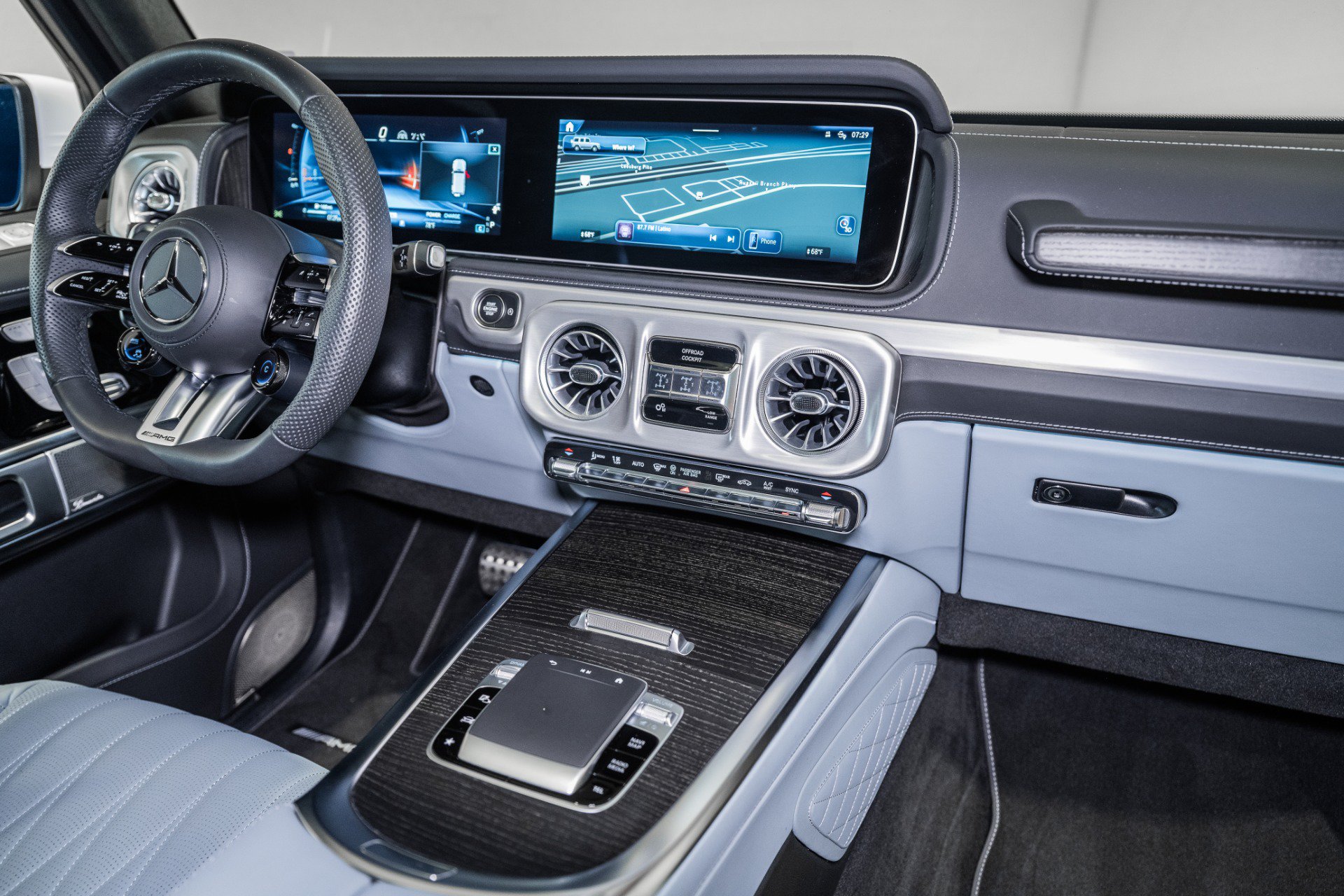 Used 2026 Mercedes-Benz G 63 AMG 4MATIC image 36