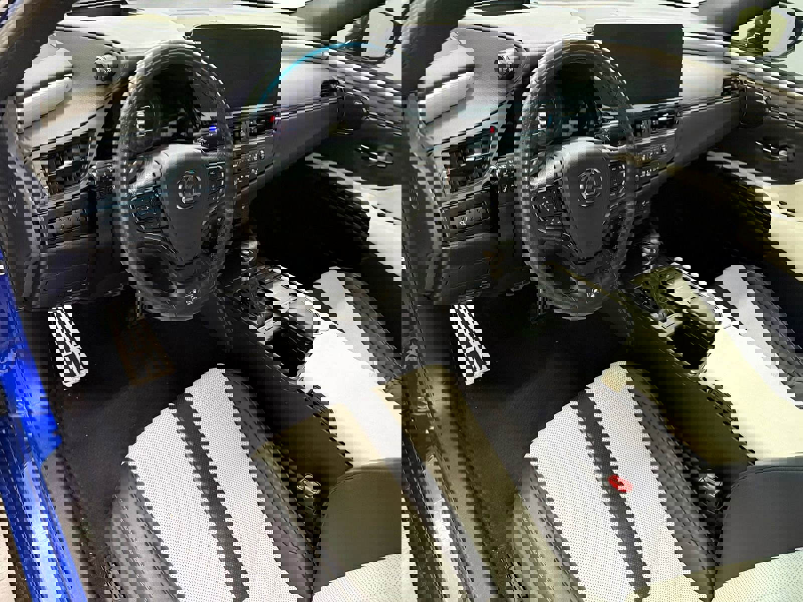 Used 2022 Lexus ES 350 F Sport image 23