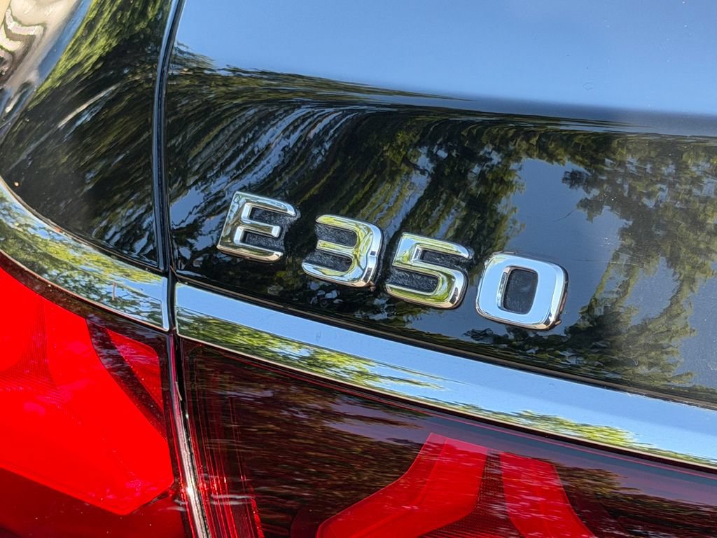 Used 2026 Mercedes-Benz E 350 4MATIC Sedan image 25