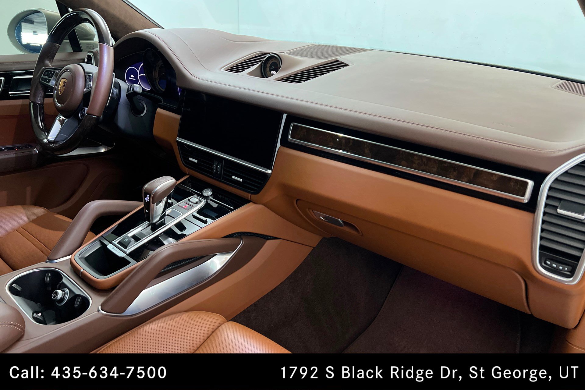 Used 2022 Porsche Cayenne Turbo AWD/4WD image 24