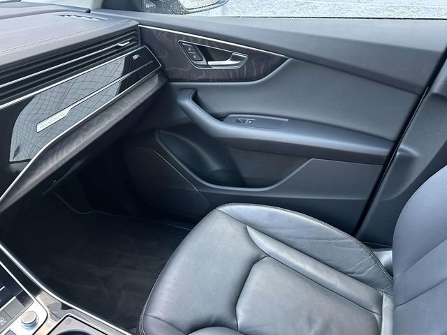 Used 2023 Audi Q8 Premium w/ Convenience Package image 33