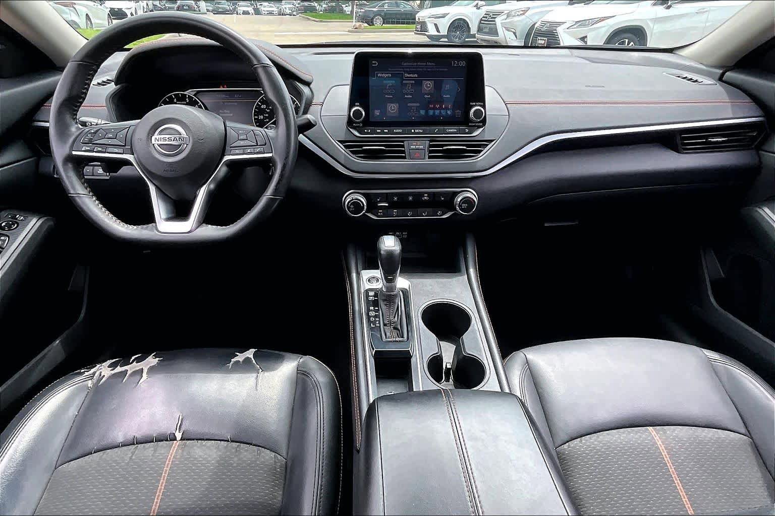 Used 2022 Nissan Altima 2.5 SR w/ Midnight Edition Package FWD image 14