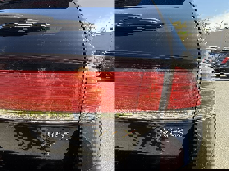 Used 2010 Lincoln MKX 2WD image 12