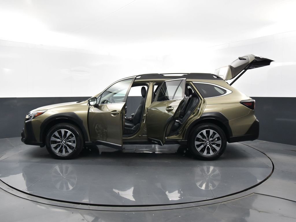 Used 2023 Subaru Outback Limited image 36