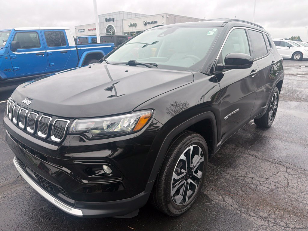 Used 2022 Jeep Compass Limited AWD/4WD image 2