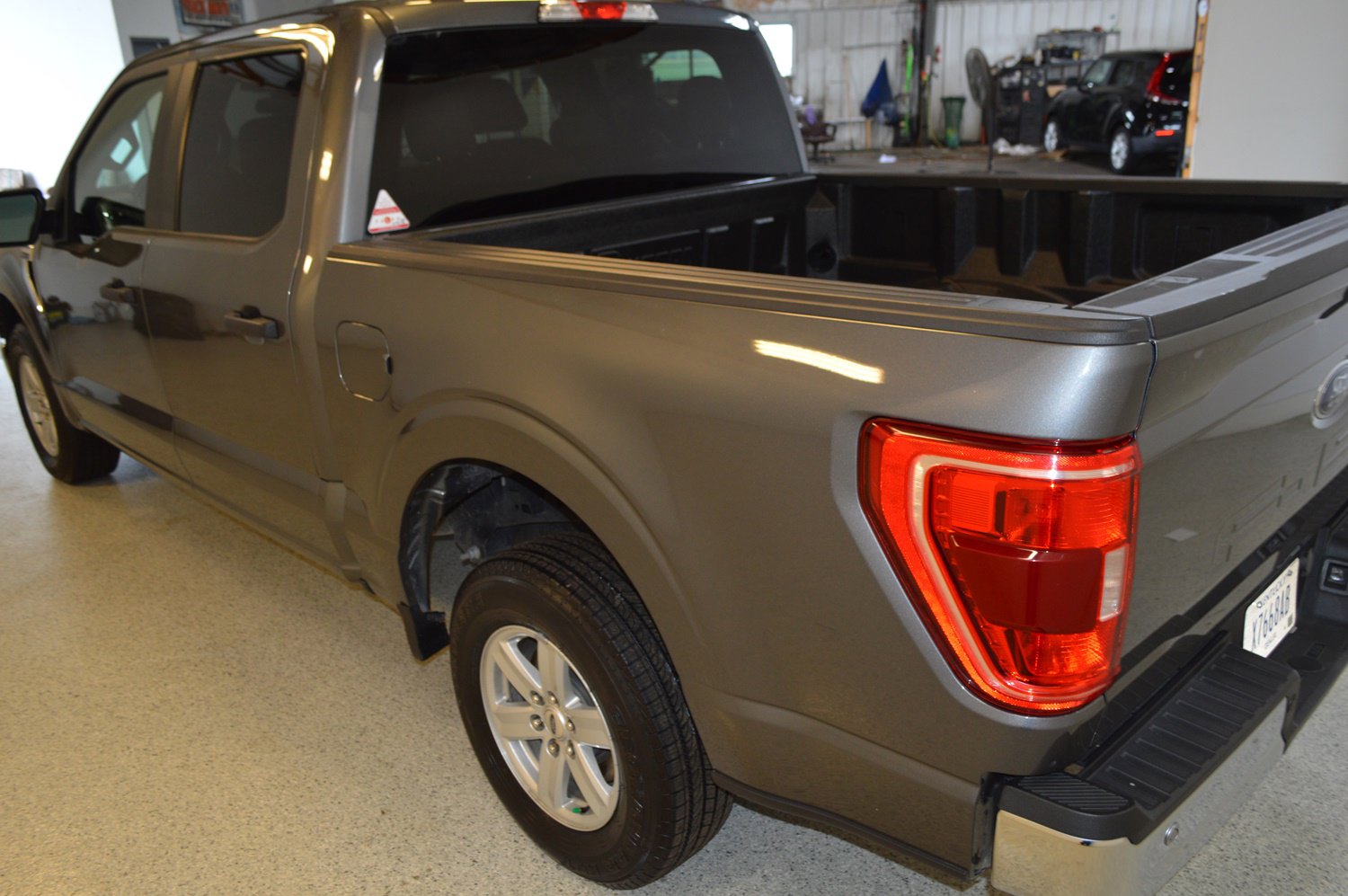 Used 2023 Ford F150 XLT image 5