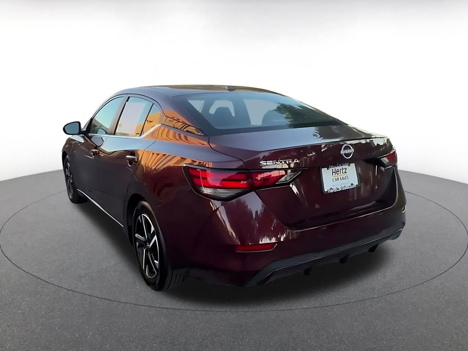 Used 2025 Nissan Sentra SV image 11