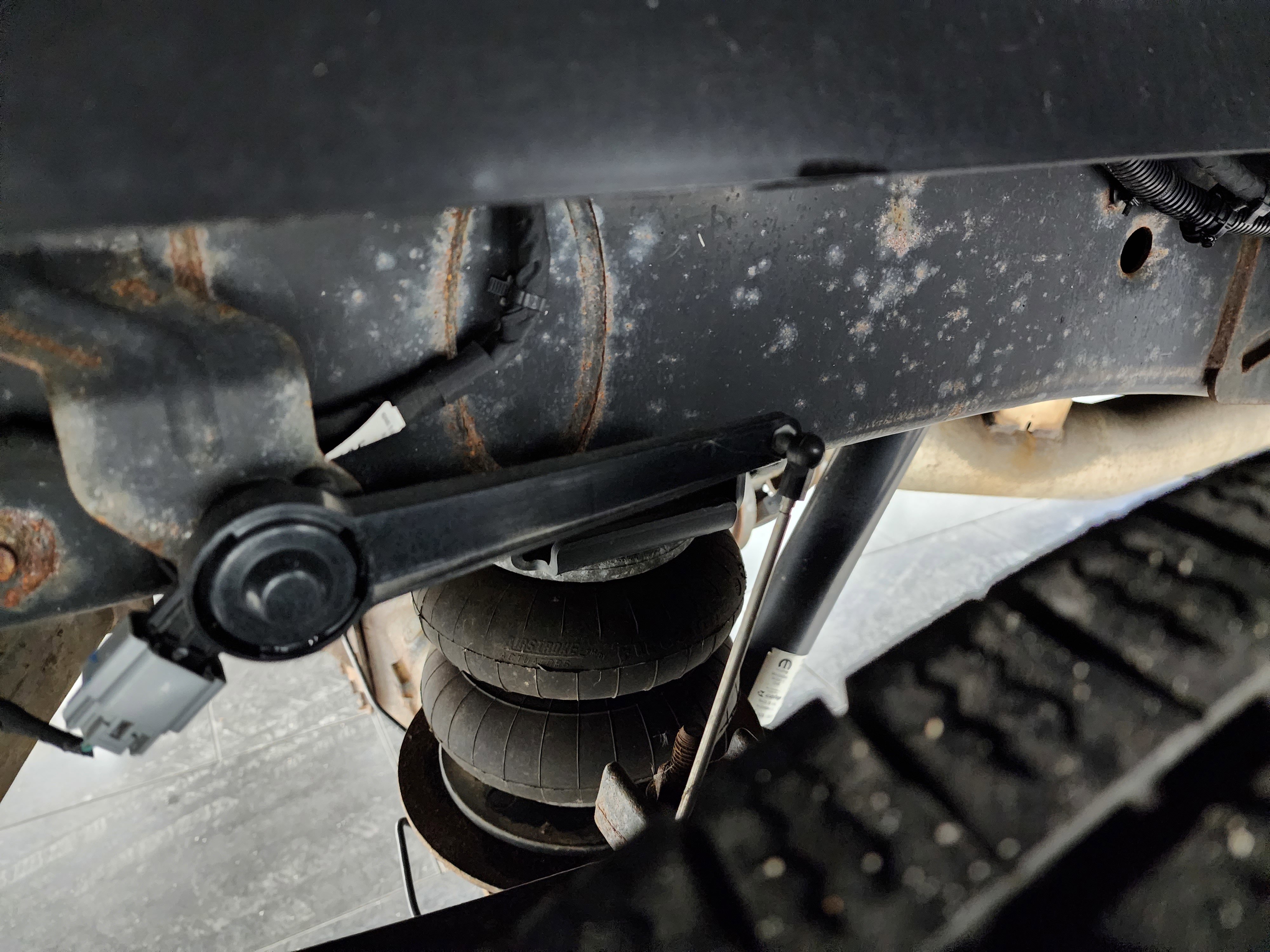 Used 2020 RAM 3500 Laramie image 30