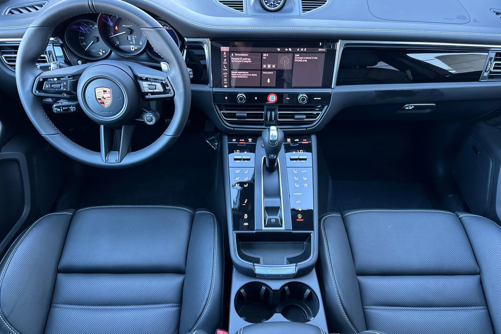 New 2026 Porsche Macan Turbo AWD/4WD image 6