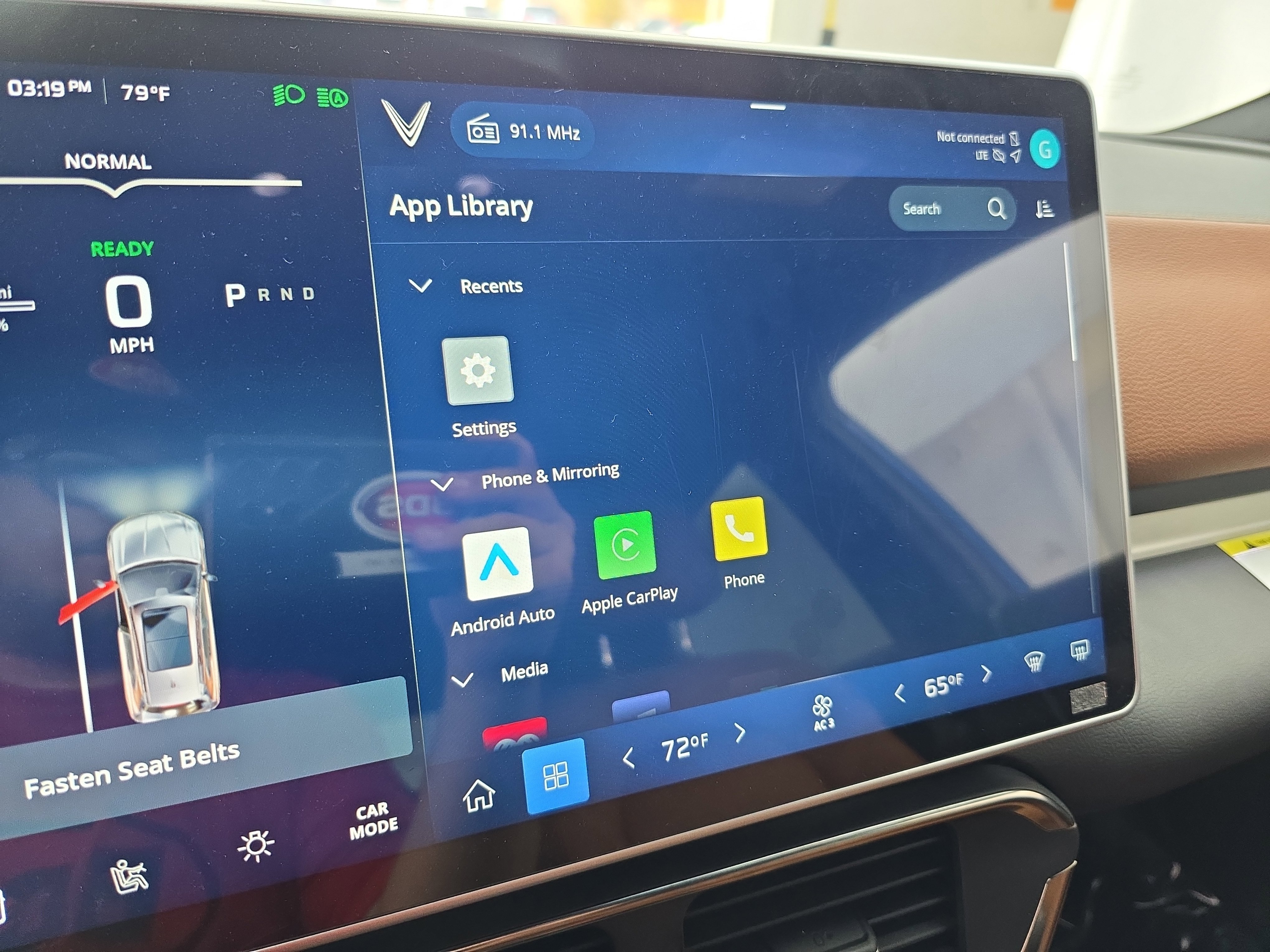 New 2025 VinFast VF 8 Plus image 20