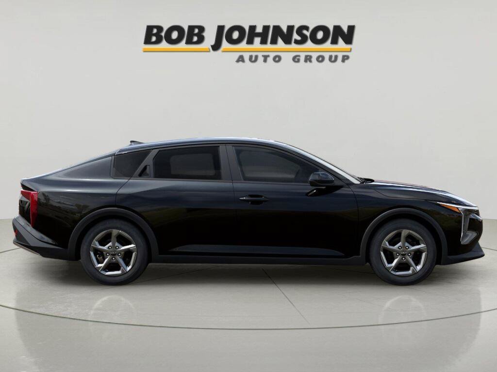 New 2026 Kia K4 FWD image 8