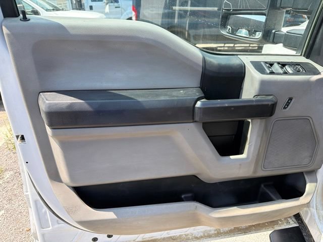 Used 2019 Ford F550 4x4 Crew Cab Super Duty image 9