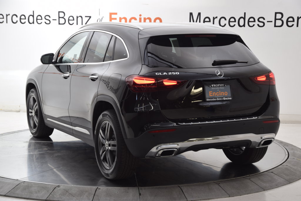 Used 2024 Mercedes-Benz GLA 250 image 4