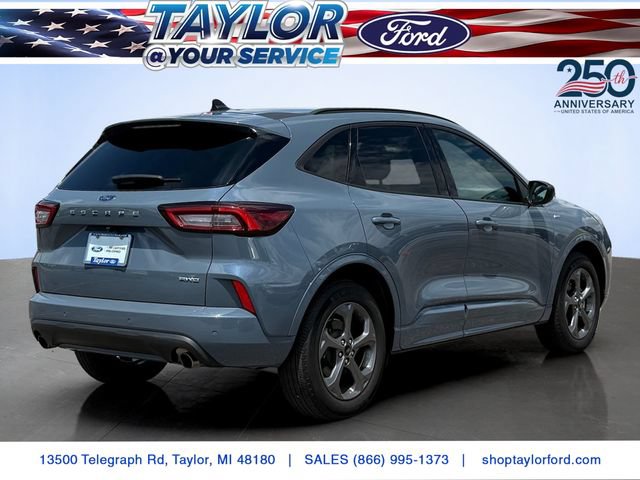 Certified 2024 Ford Escape ST-Line w/ Tech Pack #1 AWD/4WD image 3