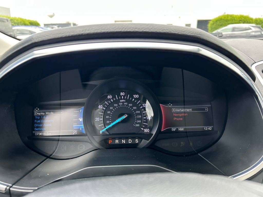 Used 2020 Ford Edge Titanium w/ Equipment Group 301A AWD/4WD image 22