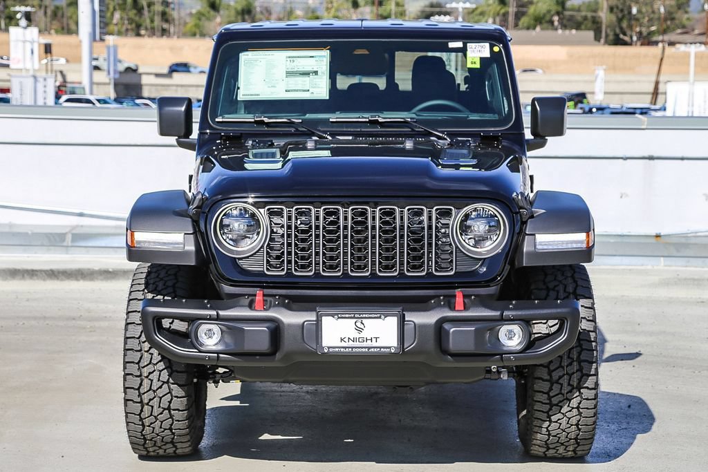 New 2026 Jeep Gladiator Rubicon w/ Safety Group AWD/4WD image 3