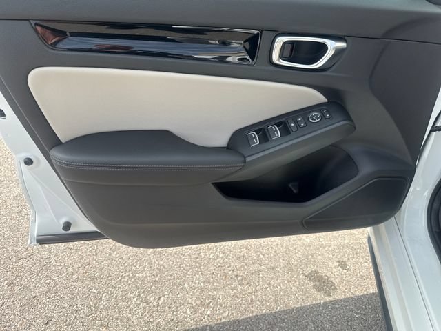 Used 2024 Honda Civic EX-L image 9