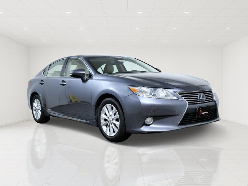 Used 2013 Lexus ES 300h w/ Luxury Pkg