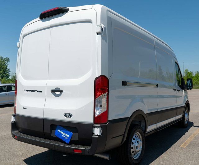New 2026 Ford Transit 250 148 Medium Roof Extended AWD image 5