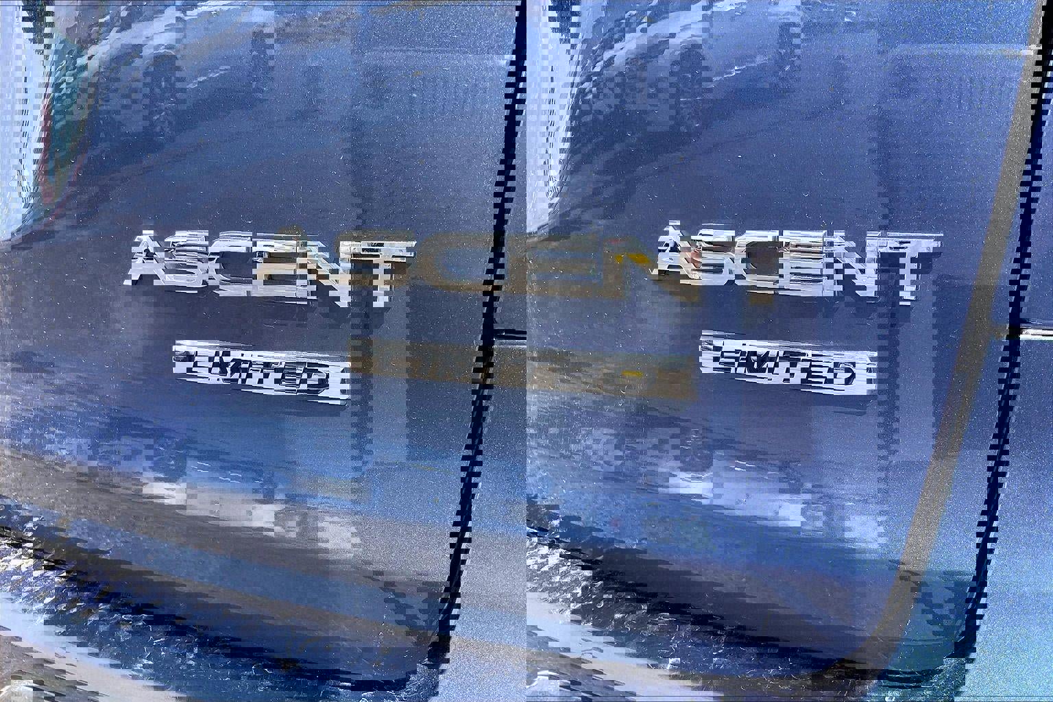 Used 2021 Subaru Ascent Limited w/ Technology Package image 8