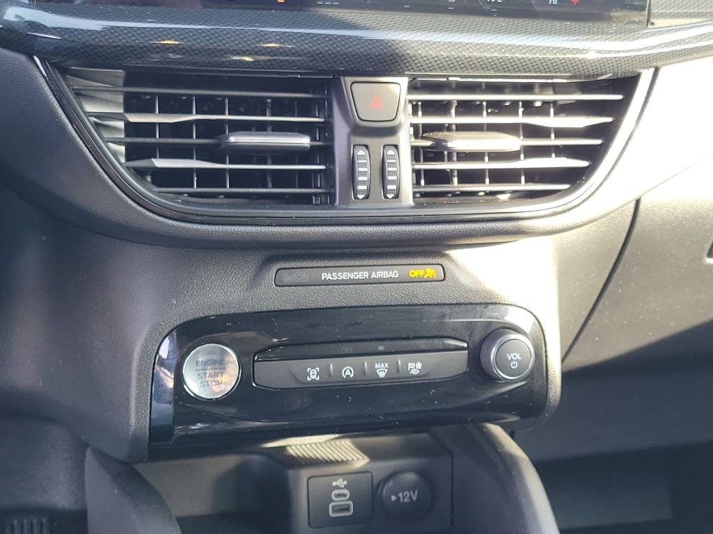 Certified 2025 Ford Escape ST-Line w/ Tech Pack #1 image 28