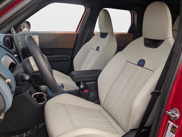 Certified 2025 MINI Cooper Countryman SE image 13