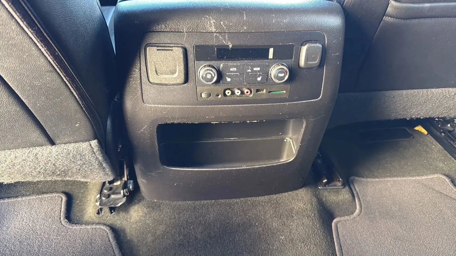 Used 2016 Chevrolet Tahoe LT image 29