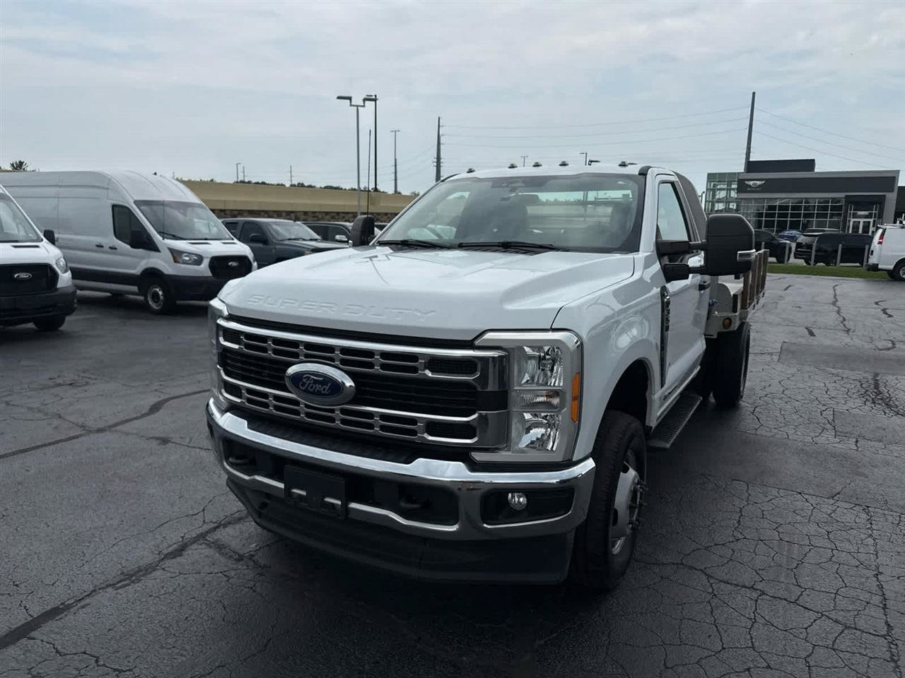 Used 2023 Ford F350 XL w/ Snow Plow Prep Package AWD/4WD image 4