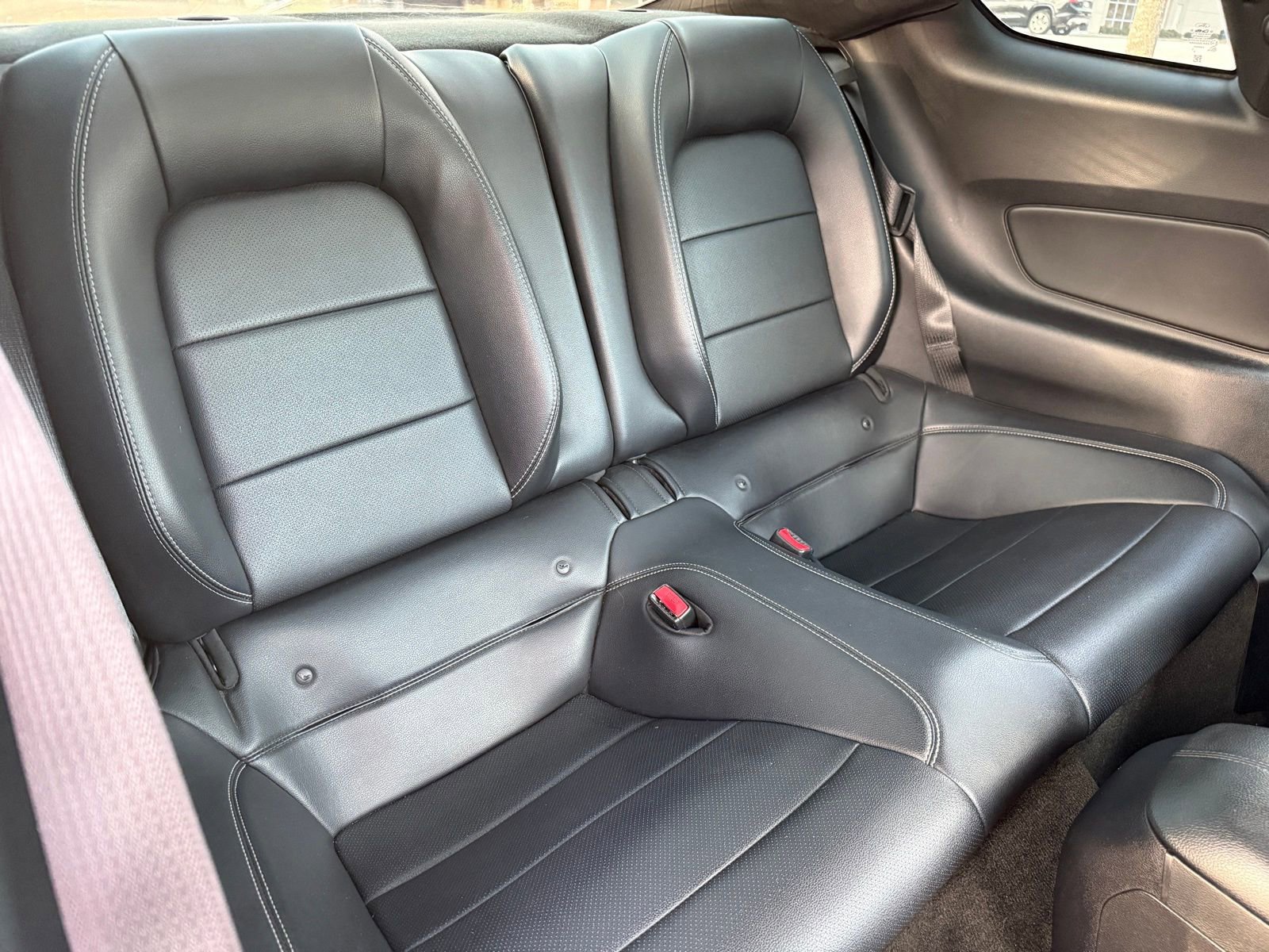 Used 2017 Ford Mustang GT Premium w/ Equipment Group 401A image 39