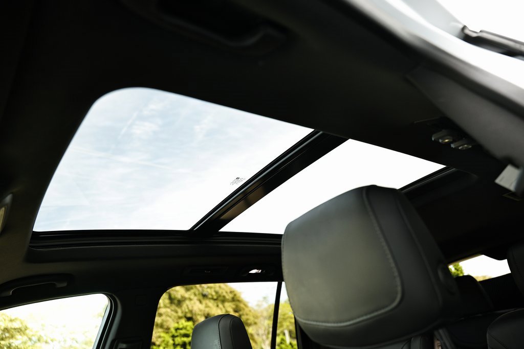 Used 2024 Cadillac XT6 Premium Luxury w/ Technology Package image 21