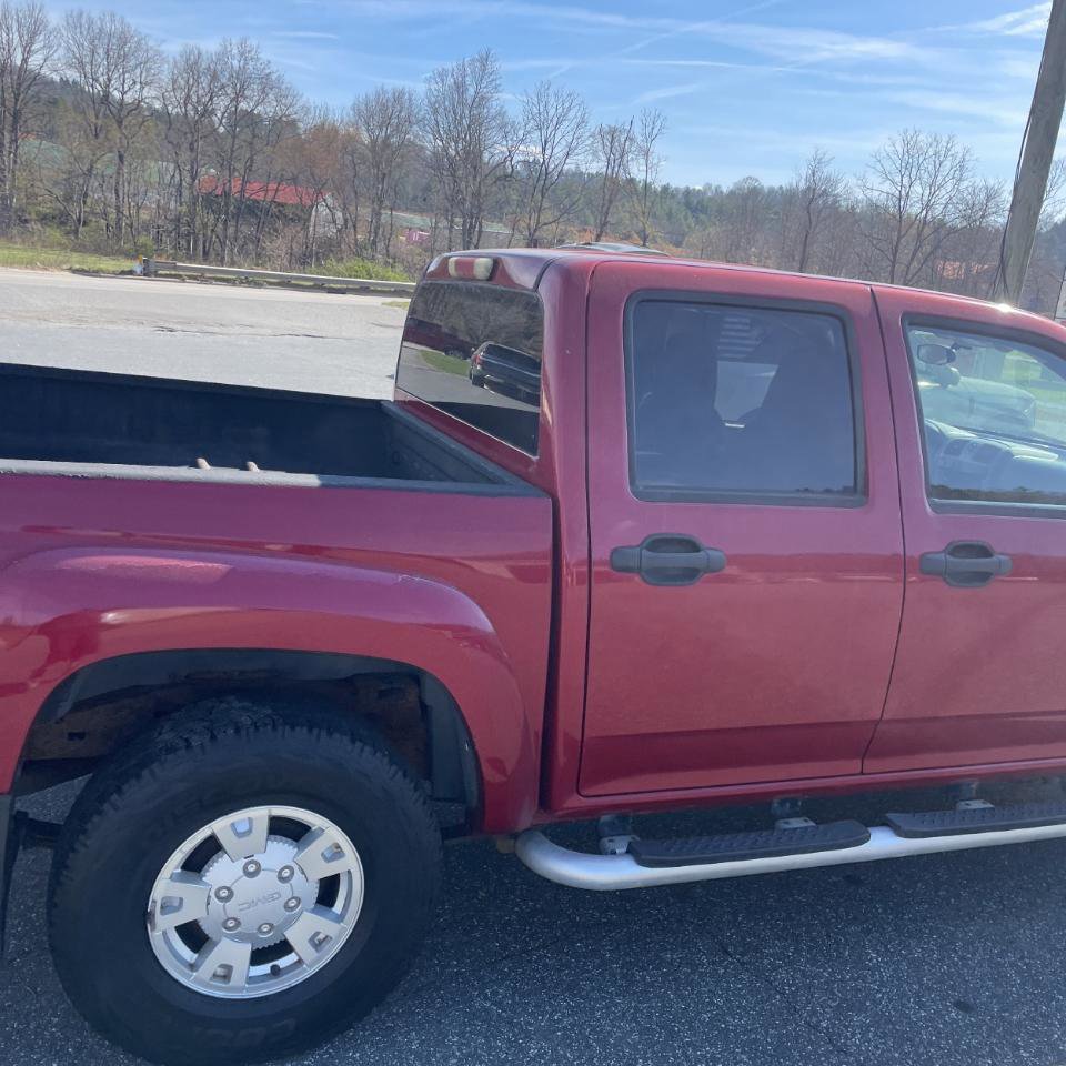Used 2005 GMC Canyon SLE AWD/4WD image 9