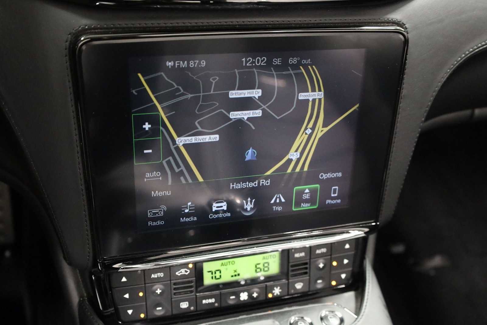 Used 2018 Maserati GranTurismo Sport image 27