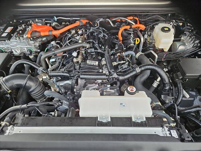 Certified 2025 Toyota Land Cruiser w/ Premium Package AWD/4WD image 30