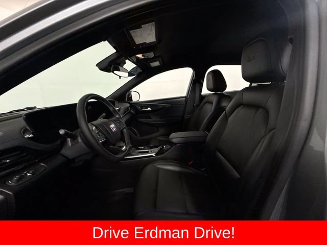 Used 2024 Buick Envista Sport Touring w/ Convenience I Package FWD image 6