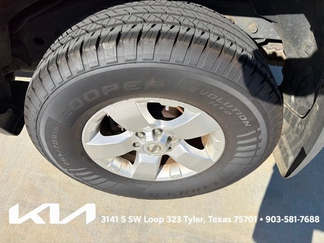 Used 2011 Nissan Xterra S AWD/4WD image 6