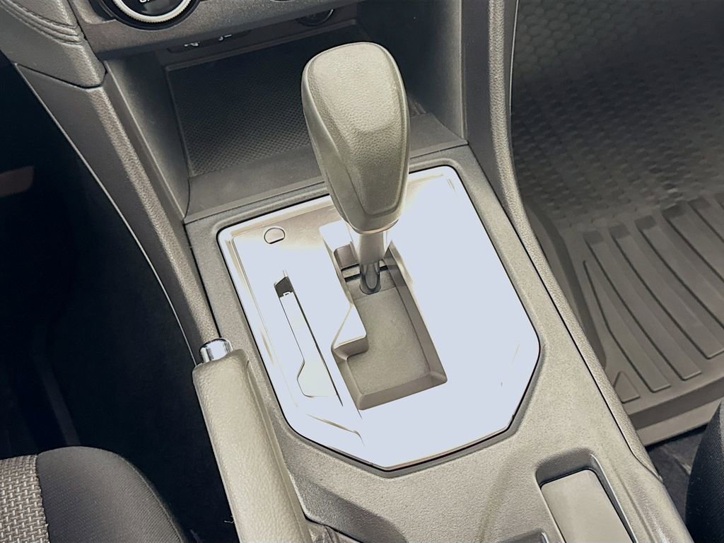 Certified 2022 Subaru Crosstrek 2.0i image 19