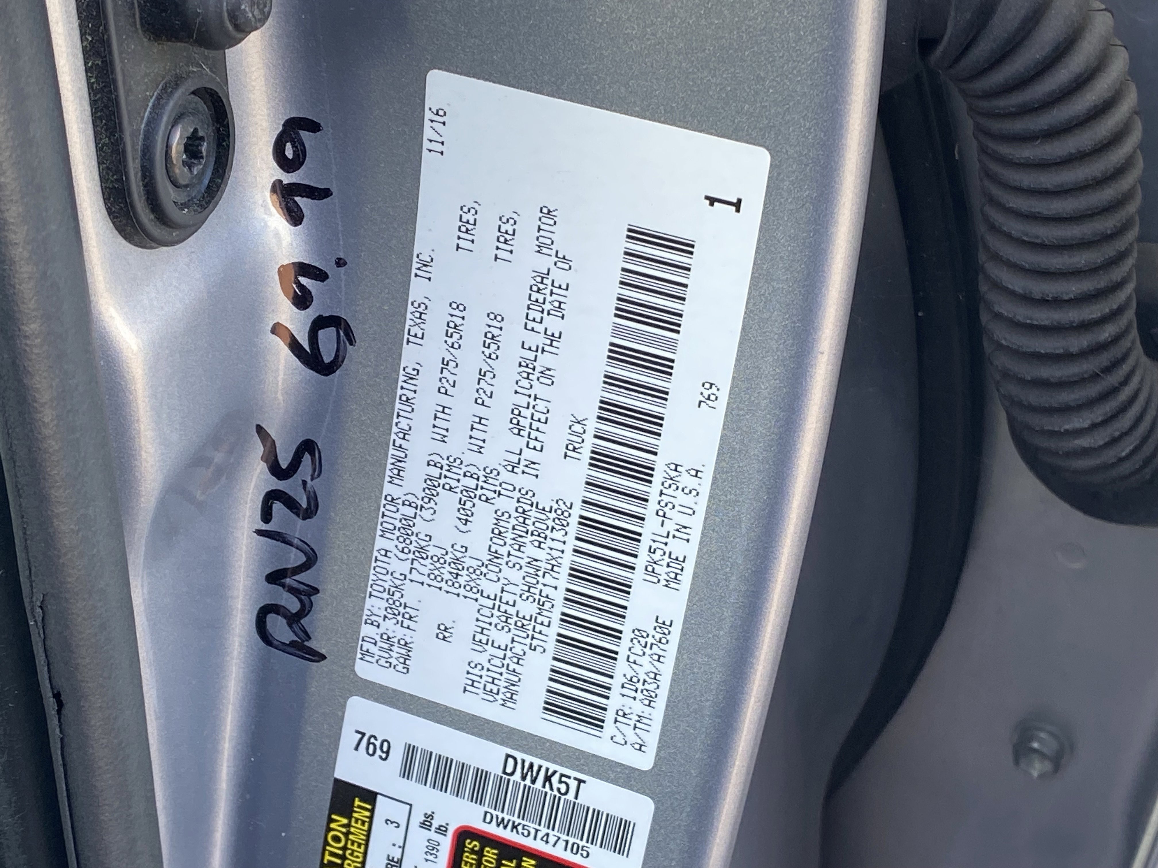 Certified 2017 Toyota Tundra SR5 image 9