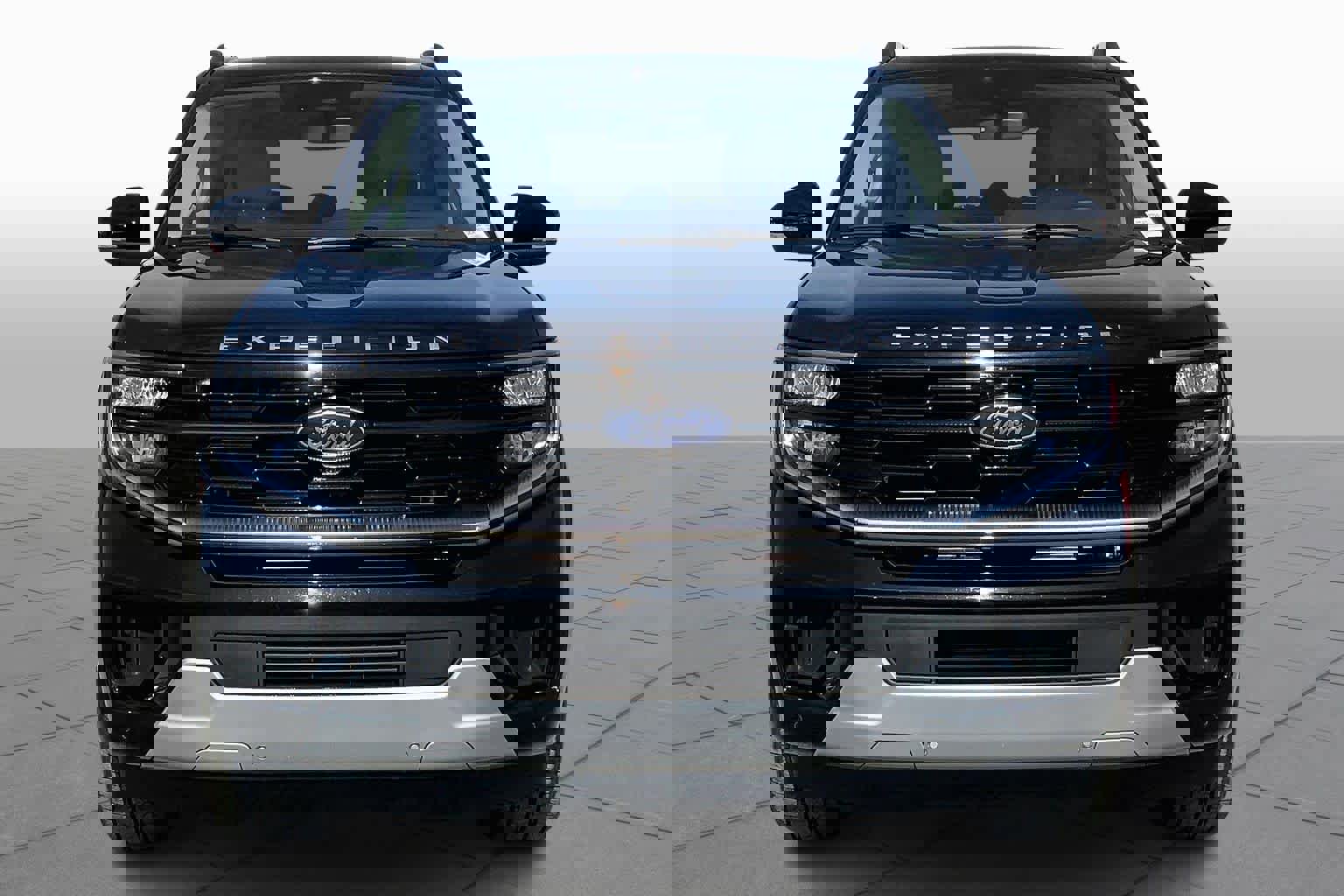 Certified 2025 Ford Expedition Platinum image 4