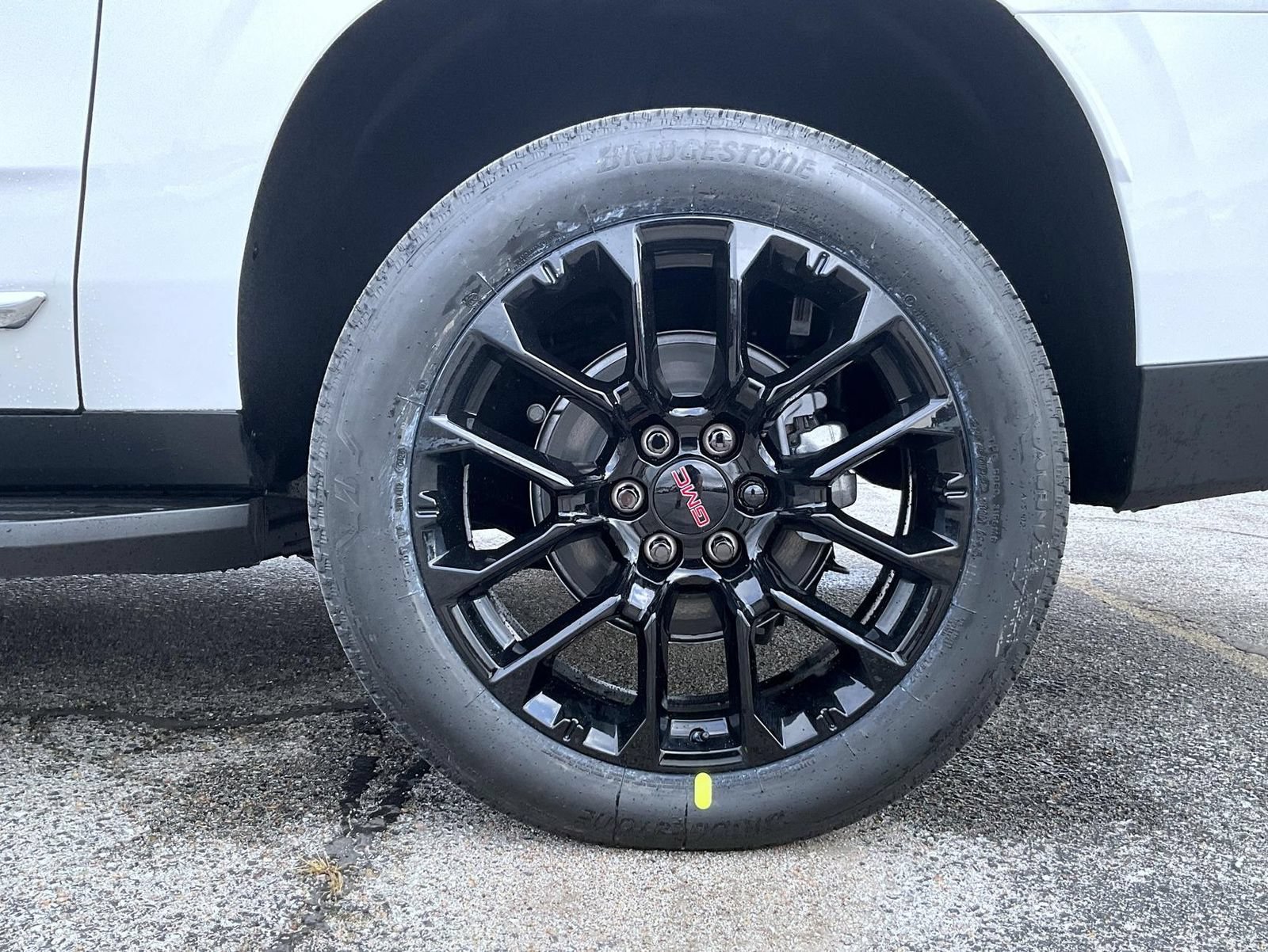 New 2026 GMC Yukon XL Elevation AWD/4WD image 23