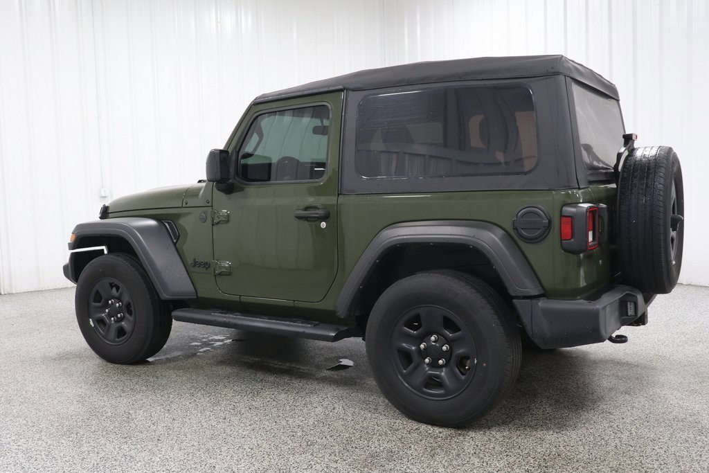 Used 2023 Jeep Wrangler Sport image 3