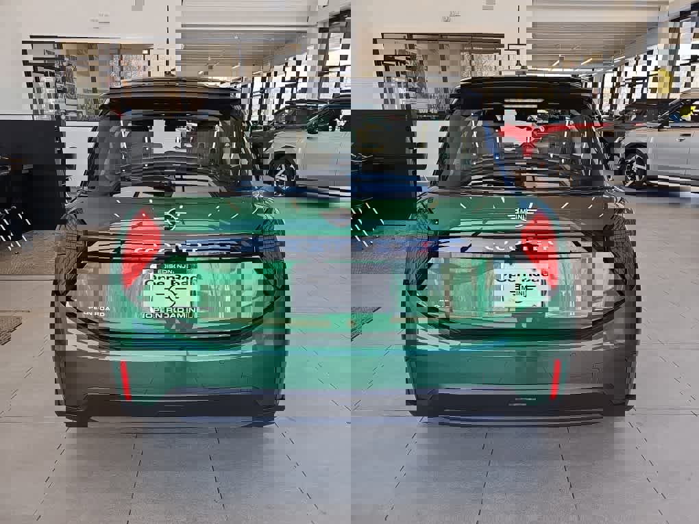 Certified 2025 MINI Cooper S image 8