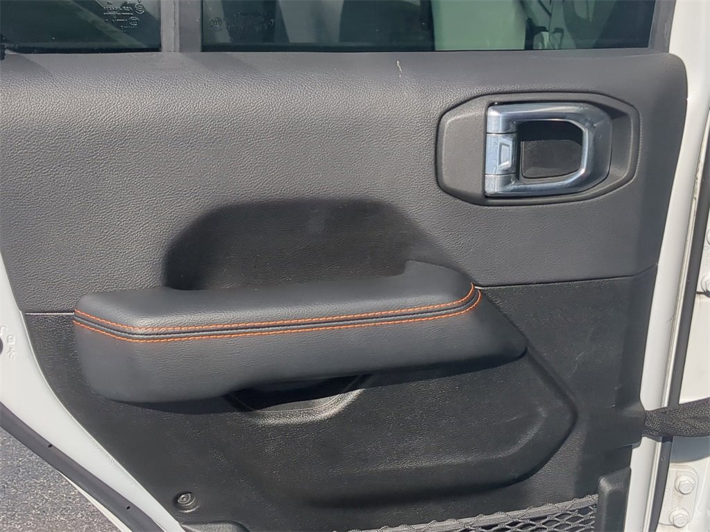 Used 2022 Jeep Gladiator Mojave w/ LED Lighting Group image 10