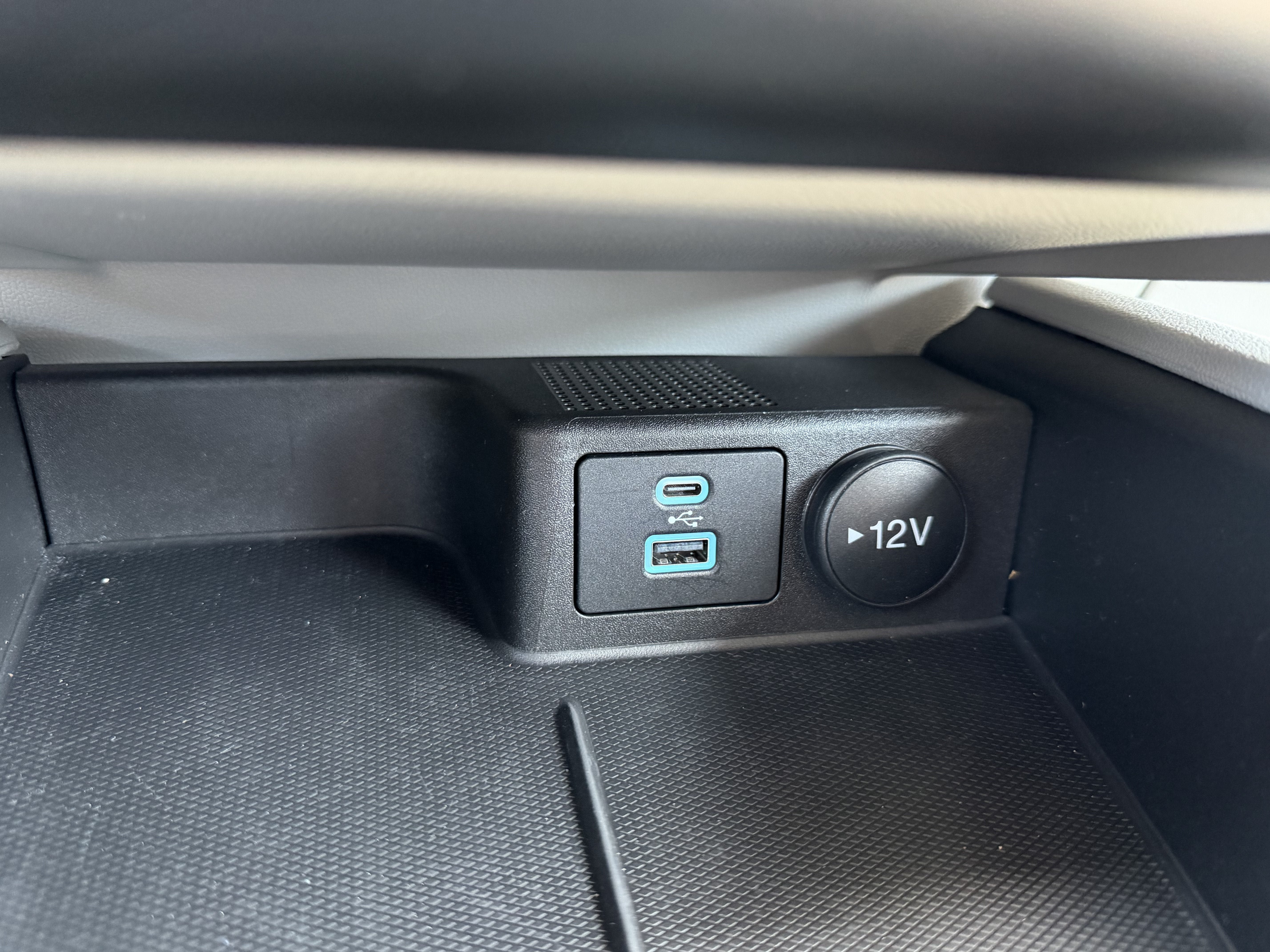 Used 2023 Ford Escape Active AWD/4WD image 22