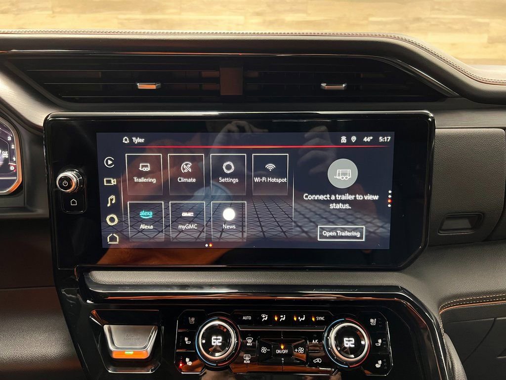 Used 2024 GMC Sierra 1500 AT4 w/ Technology Package image 21