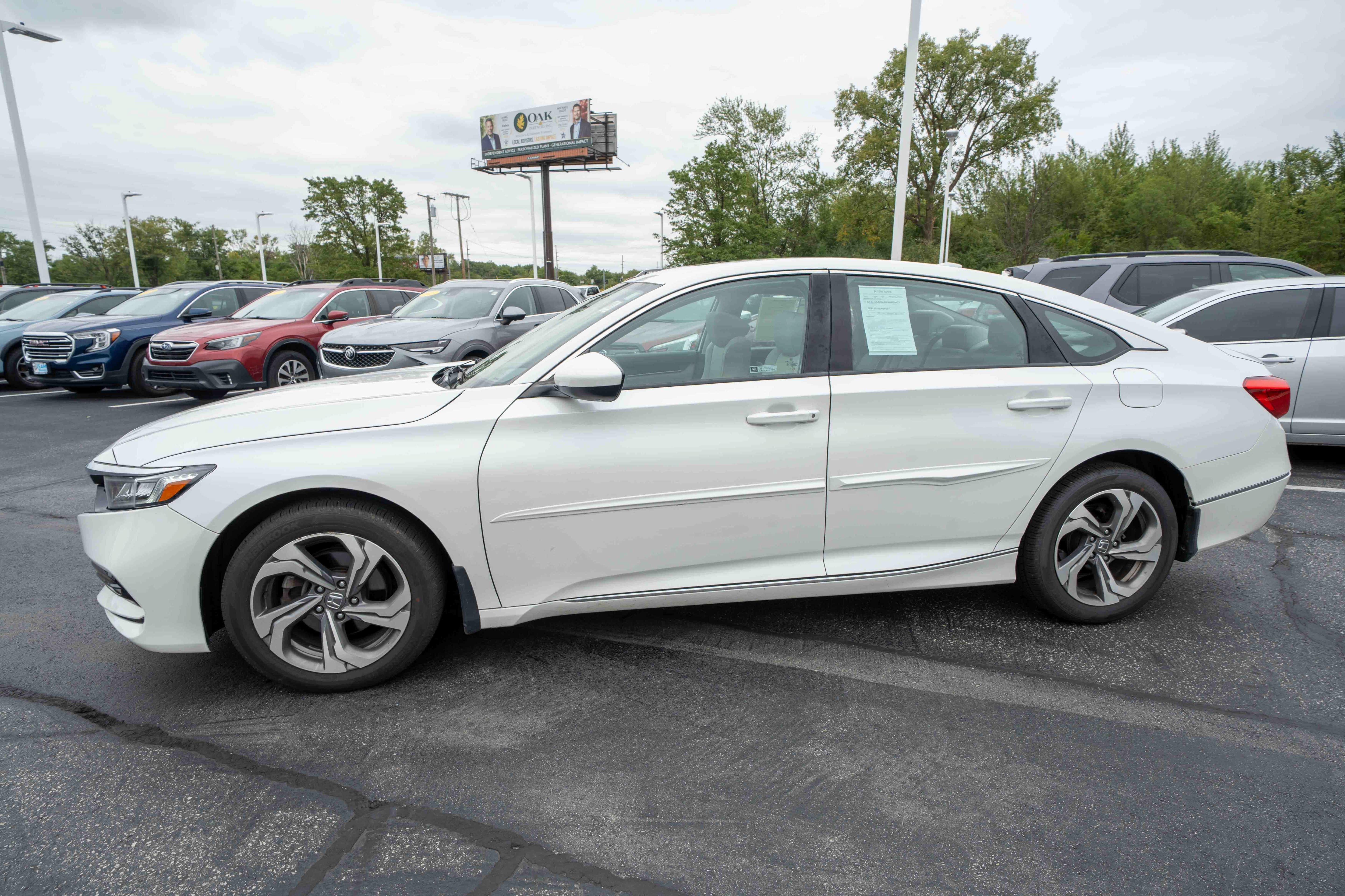 Used 2020 Honda Accord EX image 3