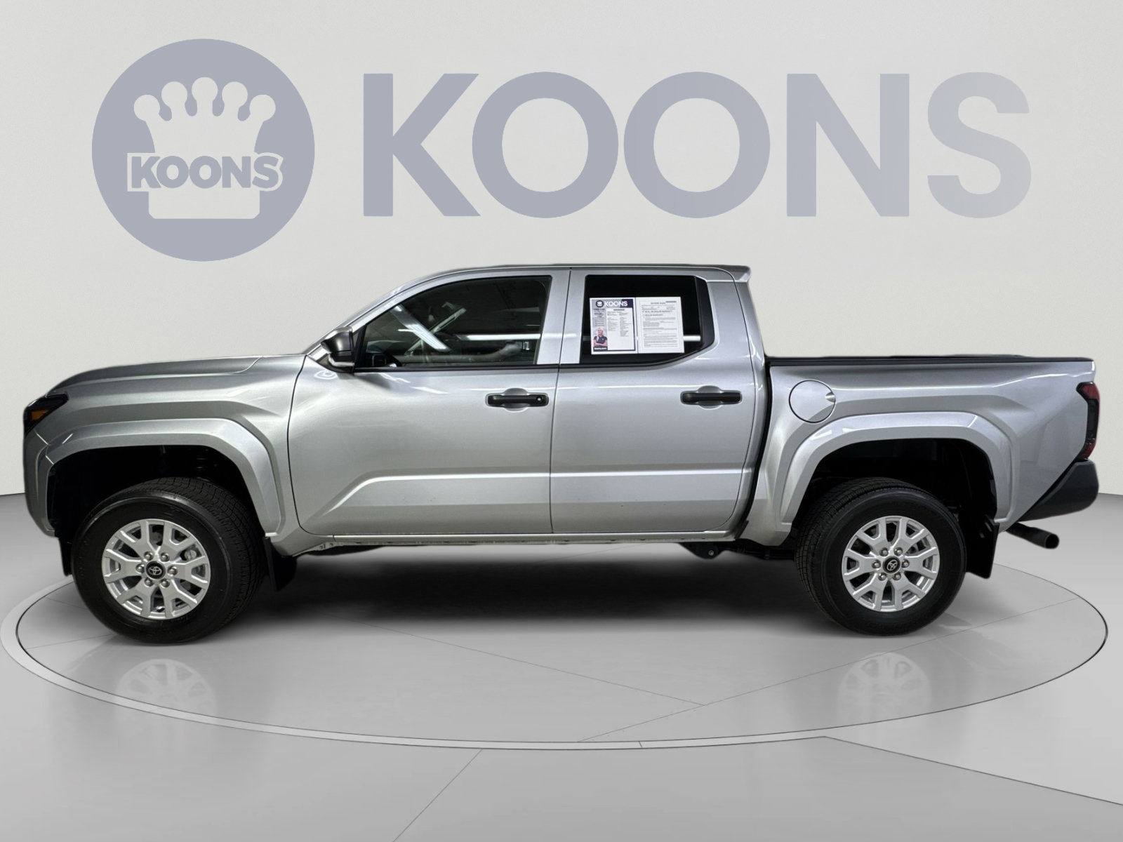 Used 2024 Toyota Tacoma SR AWD/4WD image 17