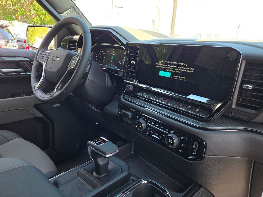 New 2026 Chevrolet Silverado 1500 ZR2 w/ LPO, Dark Essentials Package AWD/4WD image 7