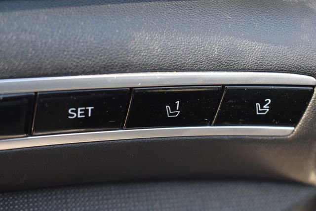 Used 2022 Hyundai Tucson Limited AWD/4WD image 25