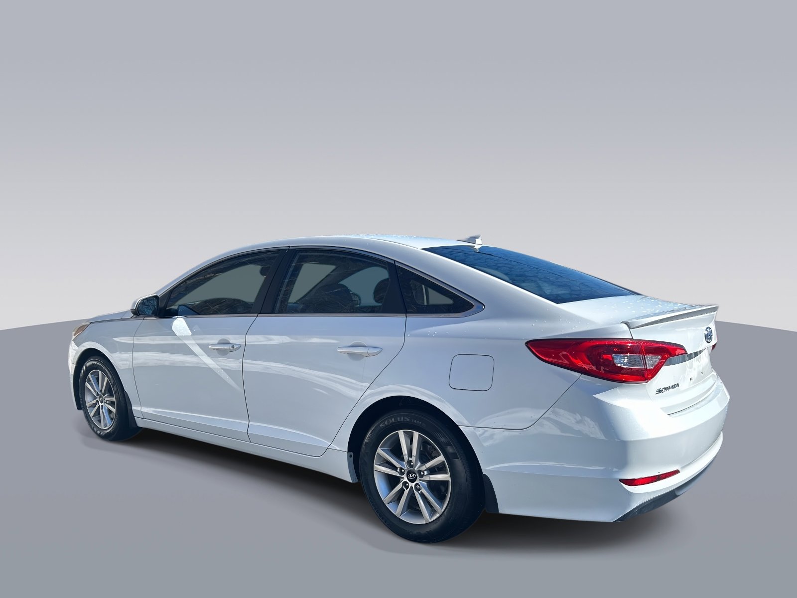 Used 2016 Hyundai Sonata SE FWD image 5
