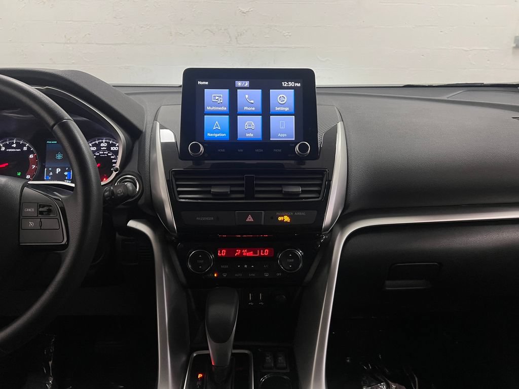 Used 2022 Mitsubishi Eclipse Cross SE FWD image 20